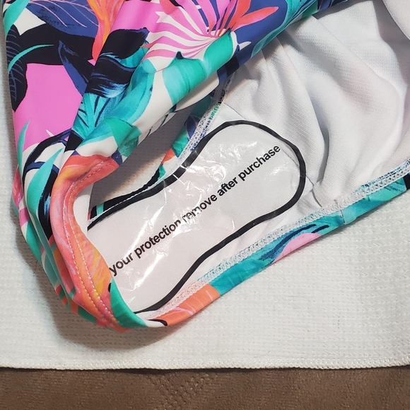 Raisins Eye Catching Colorful One Piece Swimsuit. 20W. New Without Tag. - Picture 5 of 8